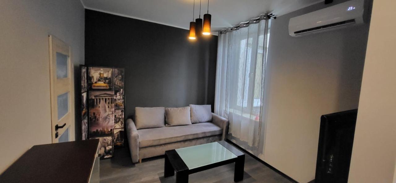 Apartament Pod Wieza Apartment Piotrków Trybunalski Екстериор снимка